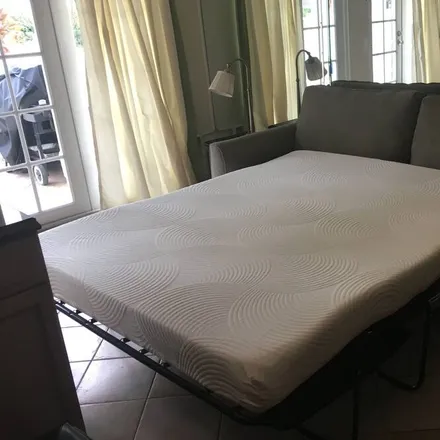 Rent this 1 bed condo on Nassau