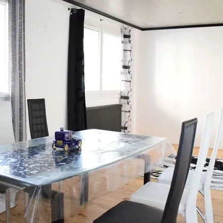 Rent this 4 bed apartment on 67 Rue François Peissel in 69300 Caluire-et-Cuire, France