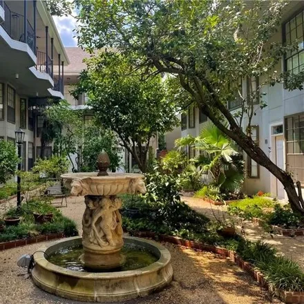 Buy this 2 bed condo on 251 Hillary Street in New Orleans, LA 70118