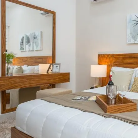 Buy this 3 bed house on Avenida 28 de Julio in La Toscana, 77714 Playa del Carmen