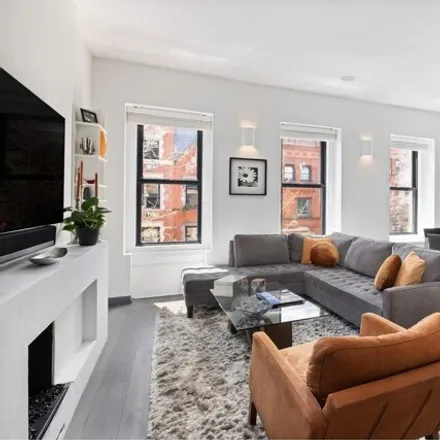 Image 1 - 121 West 82nd Street, New York, NY 10024, USA - Townhouse for sale