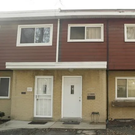 Buy this 3 bed townhouse on 1221 Mulford Street in Evanston, IL 60202