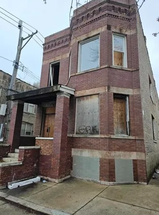 Buy this 12 bed house on 6242 South Honore Street in Chicago, IL 60636