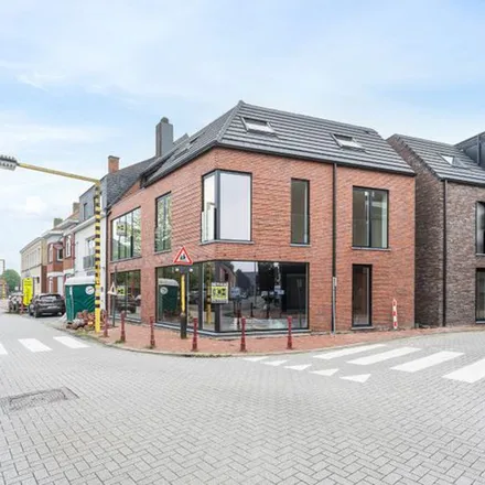 Rent this 3 bed apartment on Dreef 6 in 9850 Deinze, Belgium