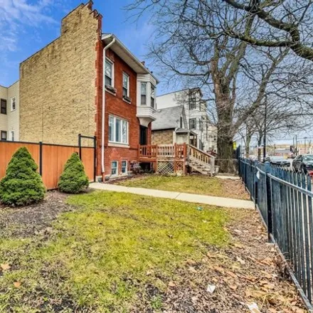 Image 2 - 1926 North Kimball Avenue, Chicago, IL 60659, USA - House for sale