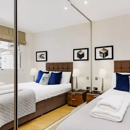 Image 5 - Medina Mansions, 102 Great Titchfield Street, East Marylebone, London, W1W 7PP, United Kingdom - Apartment for rent