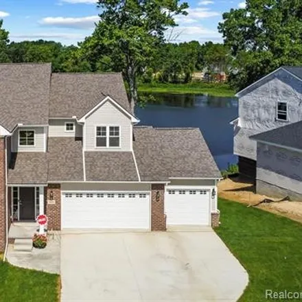 Buy this 4 bed house on 2201 Preserve Lane in Rochester Hills, MI 48309