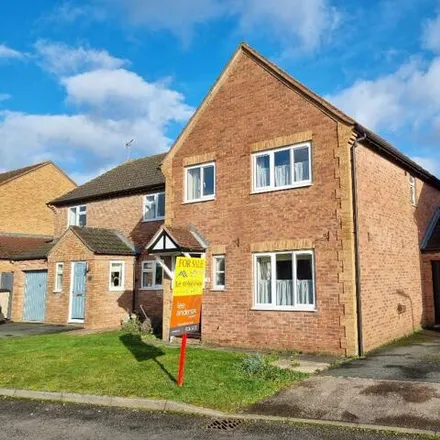 Buy this 3 bed house on Lammas Close in Leominster, HR6 8NU
