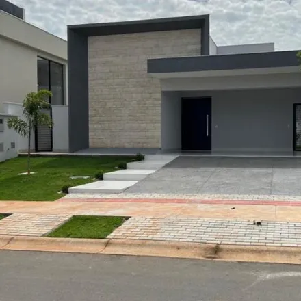 Buy this 3 bed house on unnamed road in Setor Central - Perímetro Urbano, Aparecida de Goiânia - GO