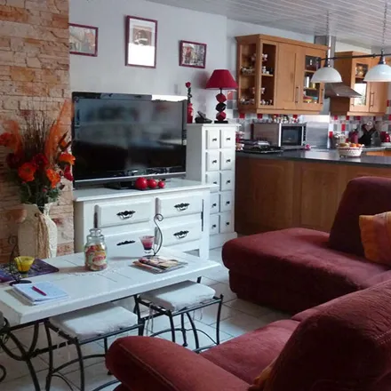 Rent this 3 bed apartment on 54 Place de la République in 51000 Châlons-en-Champagne, France
