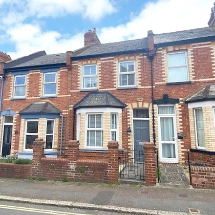 Rent this 3 bed apartment on 25 Commins Road in Exeter, EX1 2PZ