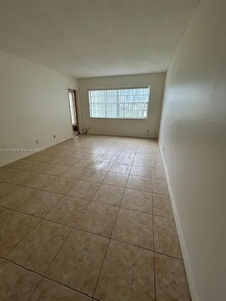 Image 2 - 3242 Northwest 51st Avenue, Lauderdale Lakes, FL 33319, USA - Condo for rent