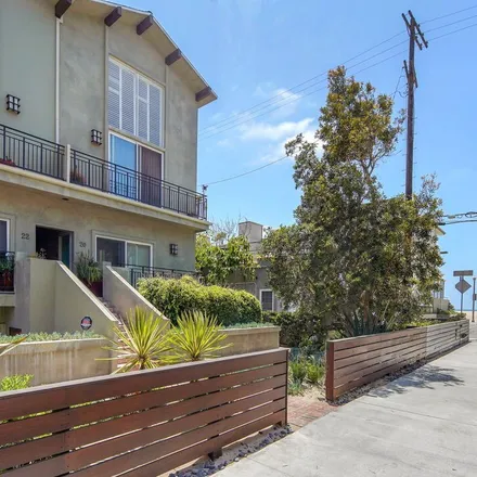 Buy this 3 bed townhouse on 4500 Speedway in Los Angeles, CA 90292