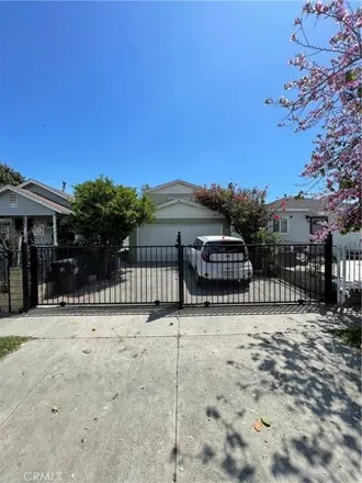 Buy this 3 bed house on 2136 East 113th Street in Los Angeles, CA 90059