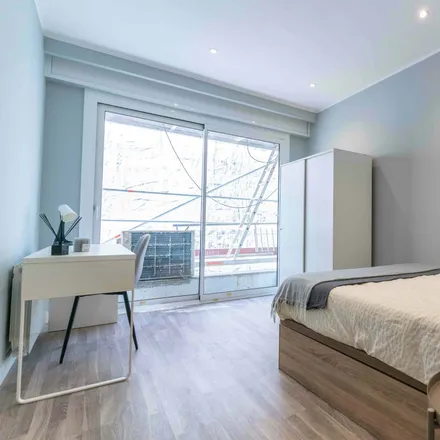 Rent this 5 bed room on Carrer de Prats de Molló in 08022 Barcelona, Spain