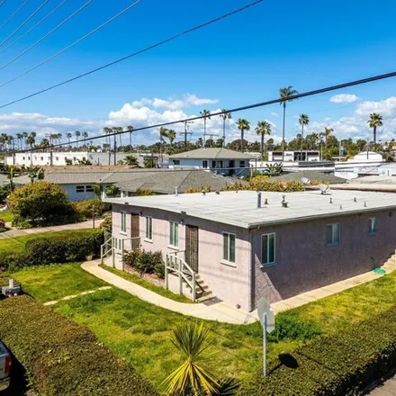 Image 1 - 924 South Tremont Street, Oceanside, CA 92054, USA - House for sale