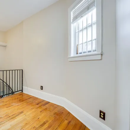 Image 8 - 110 Bright Street, Jersey City, NJ 07302, USA - Townhouse for sale