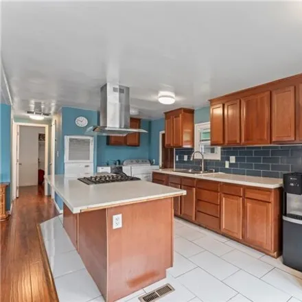 Image 3 - 1560 Massachusetts Avenue, Riverside, CA 92521, USA - Apartment for sale