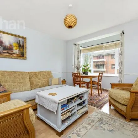 Image 6 - Cromwell Road, Hove, BN3 3DX, United Kingdom - Apartment for sale