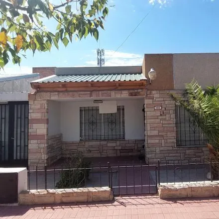 Image 2 - Saavedra 860, Departamento San Rafael, Distrito Ciudad de San Rafael, Argentina - House for sale