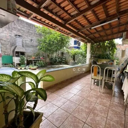 Buy this 3 bed house on Avenida Edmeia Mattos Lazzarotti in Jardim das Alterosas, Betim - MG