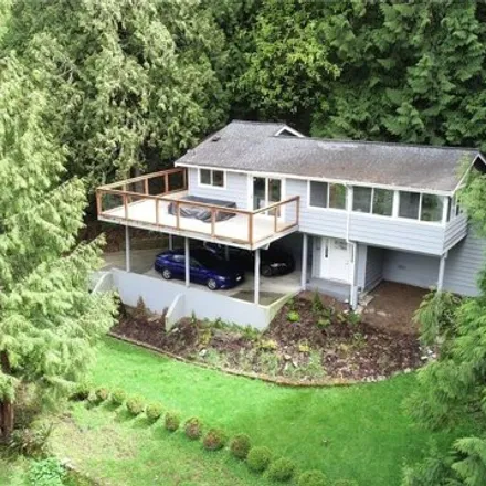 Buy this 4 bed house on 25 Lake Louise Drive in Sudden Valley, Whatcom County