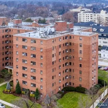 Rent this 1 bed condo on 71 Vanderbeck Place in Hackensack, NJ 07601