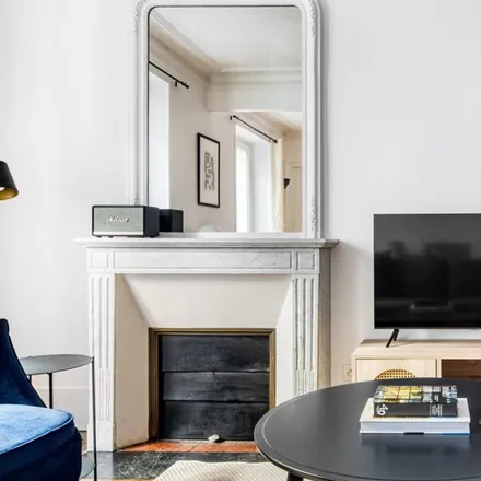 Rent this 2 bed apartment on 61 Boulevard des Batignolles in 75008 Paris, France