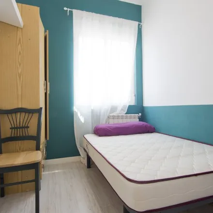 Rent this 7 bed room on Madrid in Dia, Calle de Antillón