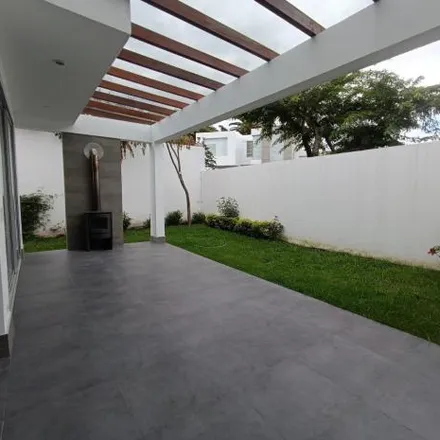 Rent this 3 bed house on Francisco de Orellana Oe5-147 in 170181, Tumbaco