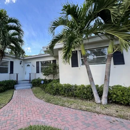 Buy this 2 bed house on 3220 South Olive Avenue in West Palm Beach, FL 33405