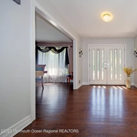 Image 5 - 38 Jeffrey Lane, West Long Branch, Monmouth County, NJ 07764, USA - House for rent