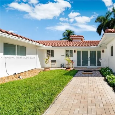 Image 9 - 2809 Northeast 24th Place, Coral Ridge, Fort Lauderdale, FL 33305, USA - House for sale