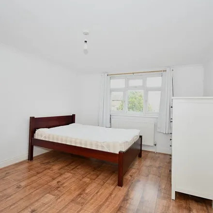 Image 7 - 27 Lyttelton Road, London, E10 5NQ, United Kingdom - Apartment for rent