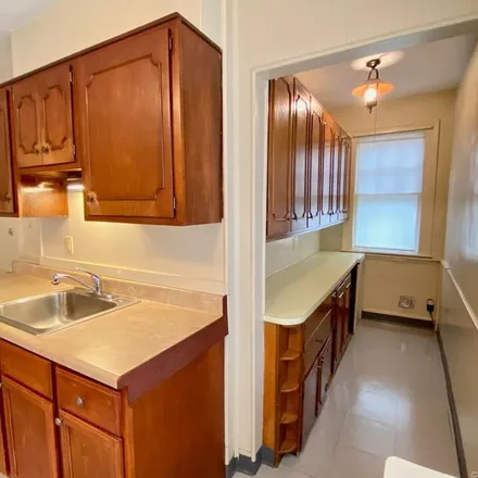 Image 6 - 44 Bretton Road, Fernridge Place, West Hartford, CT 06119, USA - Apartment for rent
