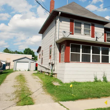 Buy this 3 bed duplex on 240 Kaukauna Street in Menasha, WI 54952