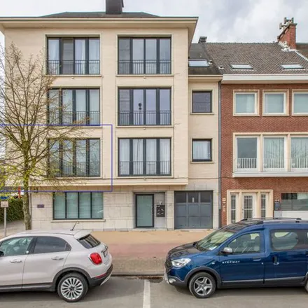 Rent this 2 bed apartment on Parklaan 113 in 9100 Sint-Niklaas, Belgium