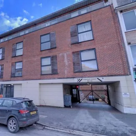 Rent this 1 bed room on Beef Bite in 28 Castle Street, High Wycombe