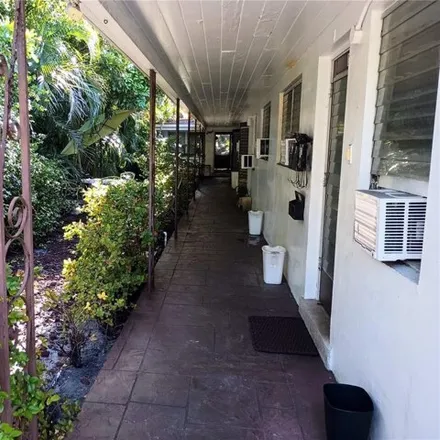 Buy this studio house on Publix in Northeast 14th Avenue, Fort Lauderdale