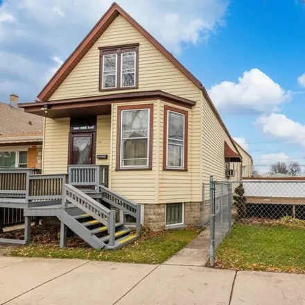 Buy this 6 bed house on 5139 South Artesian Avenue in Chicago, IL 60632