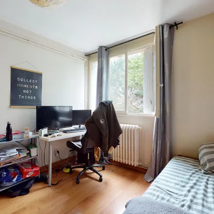 Rent this 4 bed apartment on 509 Rue de Bugarel in 34070 Montpellier, France