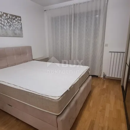 Image 4 - Trezor Night Club, Riva, 51101 Grad Rijeka, Croatia - Apartment for rent