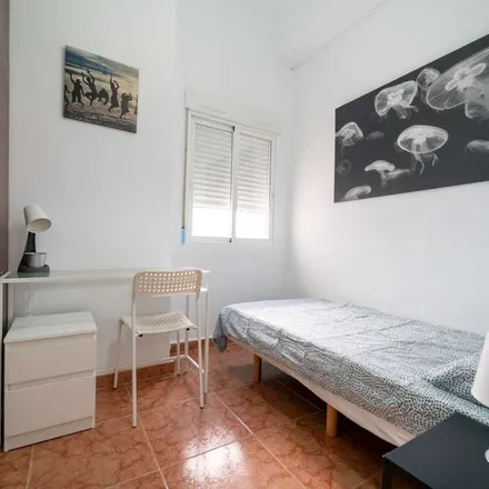 Image 4 - Carrer de l'Editor Cabrerizo, 46001 Valencia, Spain - Apartment for rent