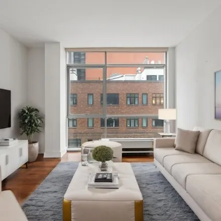 Image 1 - Vantage, 44-27 Purves Street, New York, NY 11101, USA - Condo for sale