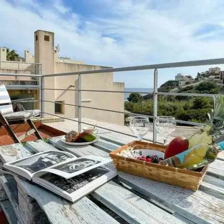 Rent this 4 bed apartment on Carrer de la Gomera in 03540 el Campello, Spain