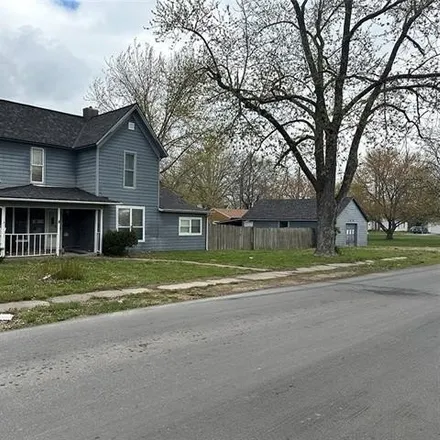 Image 2 - 165 West 9th Street, Holden, MO 64040, USA - House for sale