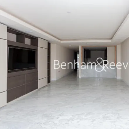 Image 5 - Chelsea Creek Tower, Park Street, London, SW6 2QF, United Kingdom - Room for rent