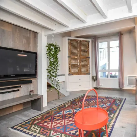 Image 7 - Junot, Avenue de Villiers, 75017 Paris, France - Apartment for rent