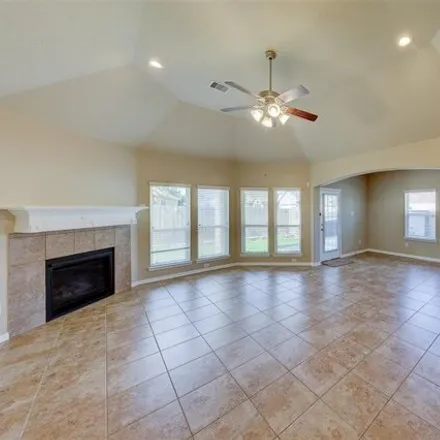 Image 4 - 4099 Firenze Drive, Friendswood, TX 77546, USA - House for sale