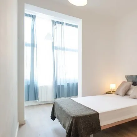 Rent this 7 bed room on Gran Via de les Corts Catalanes in 515, 08001 Barcelona